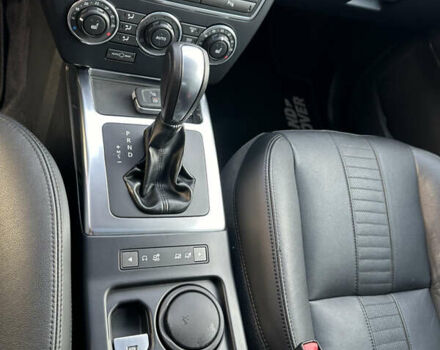 Черный Ленд Ровер Фрилендер, объемом двигателя 2.18 л и пробегом 156 тыс. км за 17500 $, фото 3 на Automoto.ua