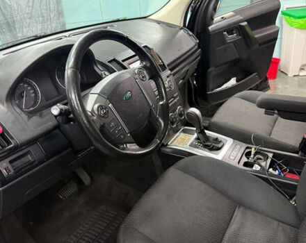 Чорний Ленд Ровер Freelander, об'ємом двигуна 2.18 л та пробігом 161 тис. км за 13950 $, фото 5 на Automoto.ua