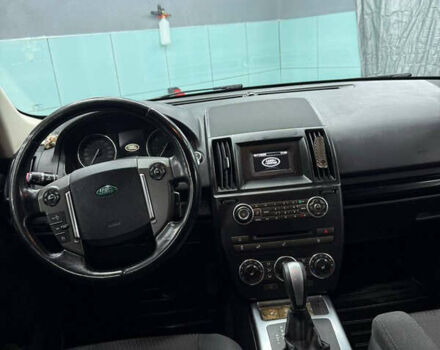 Чорний Ленд Ровер Freelander, об'ємом двигуна 2.18 л та пробігом 161 тис. км за 13950 $, фото 4 на Automoto.ua