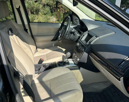 Черный Ленд Ровер Фрилендер, объемом двигателя 2 л и пробегом 276 тыс. км за 9900 $, фото 11 на Automoto.ua