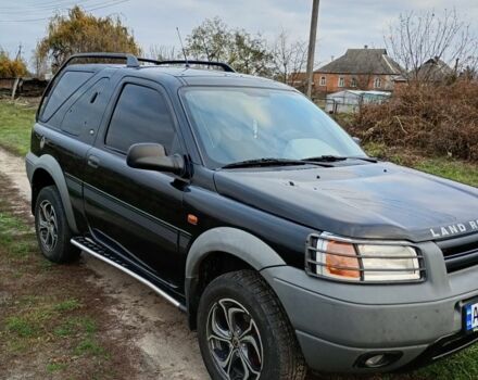 Черный Ленд Ровер Фрилендер, объемом двигателя 1.8 л и пробегом 320 тыс. км за 4650 $, фото 1 на Automoto.ua