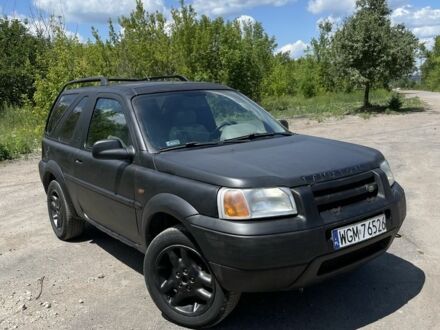 Чорний Ленд Ровер Freelander, об'ємом двигуна 1.8 л та пробігом 290 тис. км за 2000 $, фото 1 на Automoto.ua