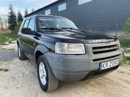 Чорний Ленд Ровер Freelander, об'ємом двигуна 2 л та пробігом 233 тис. км за 3900 $, фото 1 на Automoto.ua