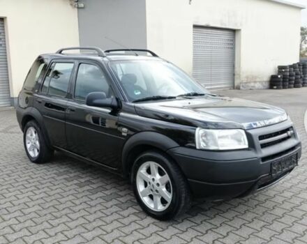 Черный Ленд Ровер Фрилендер, объемом двигателя 2 л и пробегом 232 тыс. км за 4146 $, фото 1 на Automoto.ua