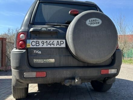 Черный Ленд Ровер Фрилендер, объемом двигателя 1.95 л и пробегом 221 тыс. км за 5300 $, фото 1 на Automoto.ua