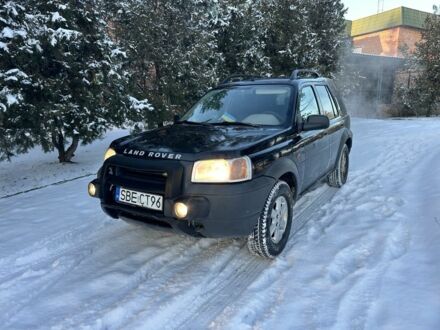 Черный Ленд Ровер Фрилендер, объемом двигателя 1.8 л и пробегом 230 тыс. км за 2850 $, фото 1 на Automoto.ua
