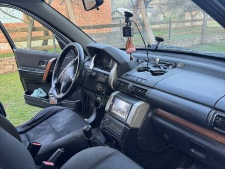 Черный Ленд Ровер Фрилендер, объемом двигателя 0 л и пробегом 306 тыс. км за 5500 $, фото 1 на Automoto.ua