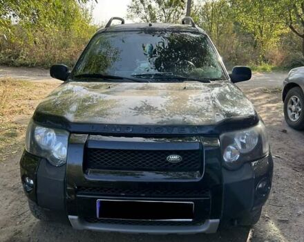 Черный Ленд Ровер Фрилендер, объемом двигателя 2 л и пробегом 300 тыс. км за 5500 $, фото 1 на Automoto.ua