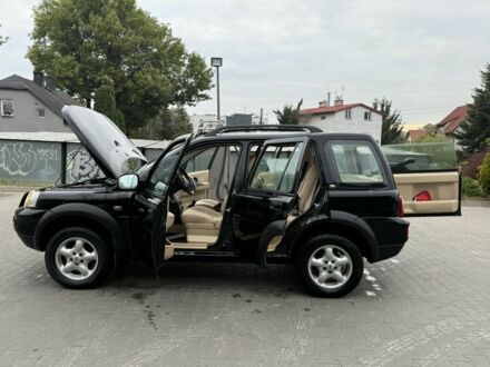 Чорний Ленд Ровер Freelander, об'ємом двигуна 2 л та пробігом 173 тис. км за 4500 $, фото 1 на Automoto.ua