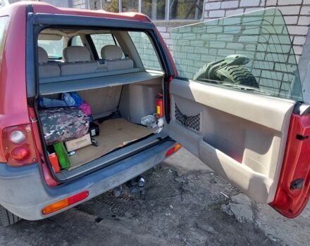 Красный Ленд Ровер Фрилендер, объемом двигателя 1.89 л и пробегом 196 тыс. км за 3300 $, фото 9 на Automoto.ua