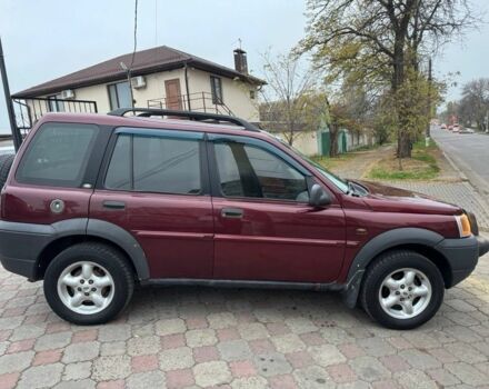 Червоний Ленд Ровер Freelander, об'ємом двигуна 2 л та пробігом 190 тис. км за 4599 $, фото 4 на Automoto.ua
