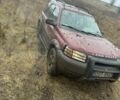Червоний Ленд Ровер Freelander, об'ємом двигуна 2 л та пробігом 286 тис. км за 2400 $, фото 2 на Automoto.ua