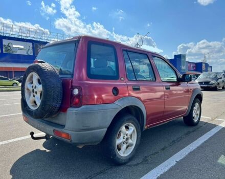 Червоний Ленд Ровер Freelander, об'ємом двигуна 2 л та пробігом 250 тис. км за 2990 $, фото 3 на Automoto.ua