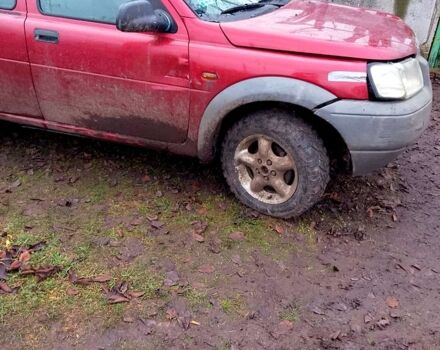 Червоний Ленд Ровер Freelander, об'ємом двигуна 2 л та пробігом 200 тис. км за 1650 $, фото 6 на Automoto.ua