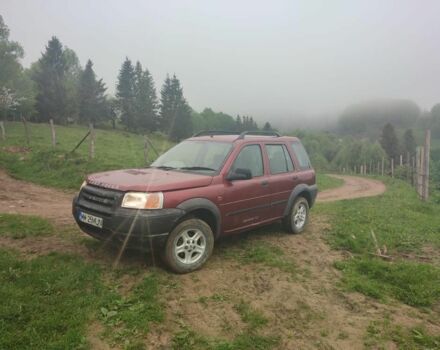 Червоний Ленд Ровер Freelander, об'ємом двигуна 2 л та пробігом 300 тис. км за 3000 $, фото 2 на Automoto.ua