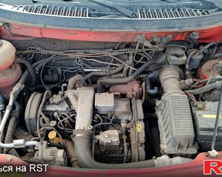 Червоний Ленд Ровер Freelander, об'ємом двигуна 2 л та пробігом 335 тис. км за 3500 $, фото 3 на Automoto.ua