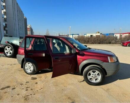 Червоний Ленд Ровер Freelander, об'ємом двигуна 2 л та пробігом 235 тис. км за 2999 $, фото 7 на Automoto.ua