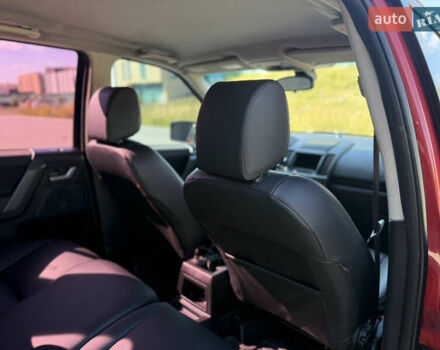 Червоний Ленд Ровер Freelander, об'ємом двигуна 3.19 л та пробігом 292 тис. км за 7200 $, фото 45 на Automoto.ua