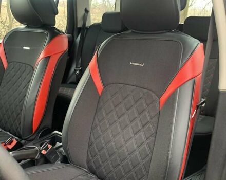 Красный Ленд Ровер Фрилендер, объемом двигателя 2.2 л и пробегом 177 тыс. км за 10900 $, фото 14 на Automoto.ua