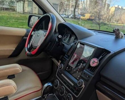 Червоний Ленд Ровер Freelander, об'ємом двигуна 2.18 л та пробігом 201 тис. км за 19000 $, фото 2 на Automoto.ua