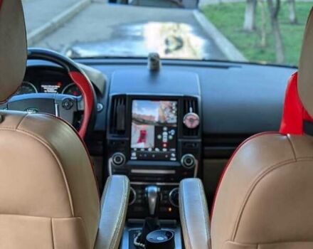 Червоний Ленд Ровер Freelander, об'ємом двигуна 2.18 л та пробігом 201 тис. км за 19000 $, фото 5 на Automoto.ua