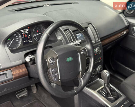 Червоний Ленд Ровер Freelander, об'ємом двигуна 2.18 л та пробігом 133 тис. км за 13900 $, фото 30 на Automoto.ua