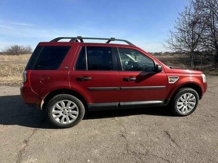 Червоний Ленд Ровер Freelander, об'ємом двигуна 2.18 л та пробігом 299 тис. км за 9500 $, фото 1 на Automoto.ua