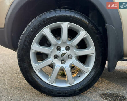 Желтый Ленд Ровер Фрилендер, объемом двигателя 1.95 л и пробегом 364 тыс. км за 7000 $, фото 6 на Automoto.ua