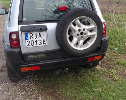 Сірий Ленд Ровер Freelander, об'ємом двигуна 1.8 л та пробігом 250 тис. км за 1917 $, фото 12 на Automoto.ua