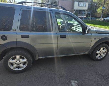 Сірий Ленд Ровер Freelander, об'ємом двигуна 2.5 л та пробігом 300 тис. км за 1943 $, фото 3 на Automoto.ua