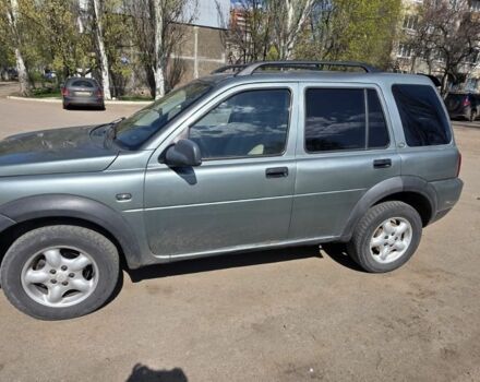 Сірий Ленд Ровер Freelander, об'ємом двигуна 2.5 л та пробігом 300 тис. км за 1943 $, фото 2 на Automoto.ua