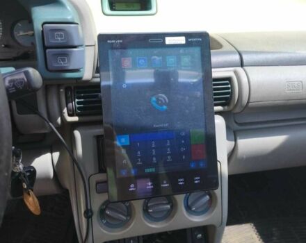 Серый Ленд Ровер Фрилендер, объемом двигателя 2 л и пробегом 354 тыс. км за 5000 $, фото 3 на Automoto.ua