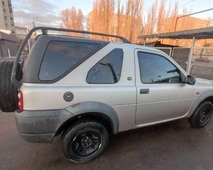 Серый Ленд Ровер Фрилендер, объемом двигателя 2 л и пробегом 354 тыс. км за 5000 $, фото 1 на Automoto.ua