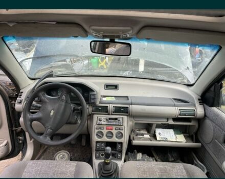 Сірий Ленд Ровер Freelander, об'ємом двигуна 2 л та пробігом 238 тис. км за 3800 $, фото 4 на Automoto.ua