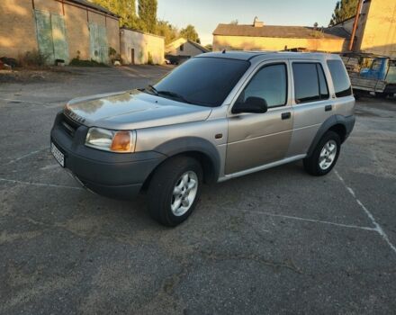 Серый Ленд Ровер Фрилендер, объемом двигателя 2 л и пробегом 300 тыс. км за 3300 $, фото 1 на Automoto.ua