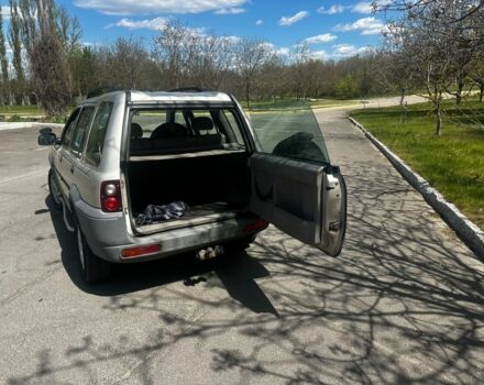 Сірий Ленд Ровер Freelander, об'ємом двигуна 2 л та пробігом 200 тис. км за 2802 $, фото 2 на Automoto.ua