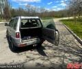 Серый Ленд Ровер Фрилендер, объемом двигателя 2 л и пробегом 300 тыс. км за 3300 $, фото 7 на Automoto.ua
