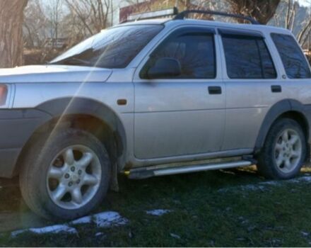 Серый Ленд Ровер Фрилендер, объемом двигателя 2 л и пробегом 200 тыс. км за 4400 $, фото 2 на Automoto.ua