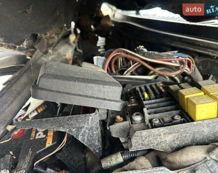 Сірий Ленд Ровер Freelander, об'ємом двигуна 2 л та пробігом 250 тис. км за 1850 $, фото 18 на Automoto.ua