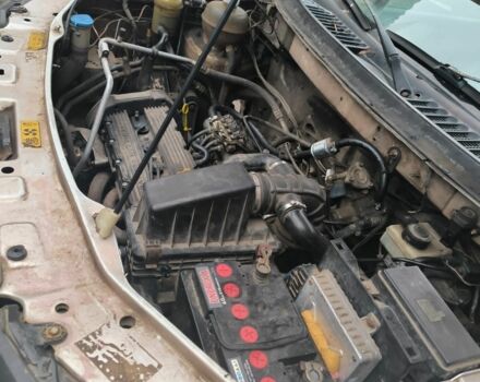 Серый Ленд Ровер Фрилендер, объемом двигателя 1.8 л и пробегом 140 тыс. км за 3500 $, фото 3 на Automoto.ua