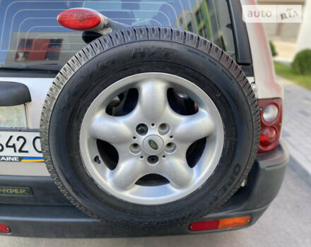 Сірий Ленд Ровер Freelander, об'ємом двигуна 2 л та пробігом 251 тис. км за 3850 $, фото 45 на Automoto.ua