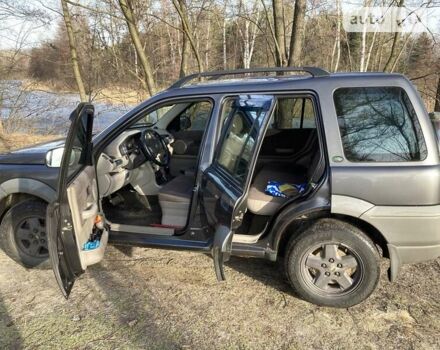 Сірий Ленд Ровер Freelander, об'ємом двигуна 2.5 л та пробігом 308 тис. км за 5700 $, фото 2 на Automoto.ua