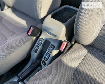 Сірий Ленд Ровер Freelander, об'ємом двигуна 2 л та пробігом 251 тис. км за 3850 $, фото 27 на Automoto.ua