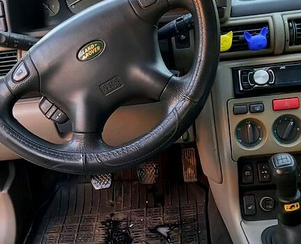 Сірий Ленд Ровер Freelander, об'ємом двигуна 1.8 л та пробігом 160 тис. км за 5000 $, фото 8 на Automoto.ua