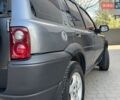 Сірий Ленд Ровер Freelander, об'ємом двигуна 2 л та пробігом 255 тис. км за 7900 $, фото 23 на Automoto.ua