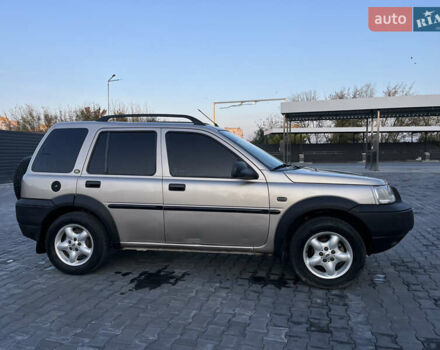 Ленд Ровер Фрилендер 2002 в Каменце-Подольском на Automoto.ua Серый Ленд Ровер Фрилендер, объемом двигателя 2.5 л и пробегом 257 тыс. км за 4999 $, фото 17 на Automoto.ua