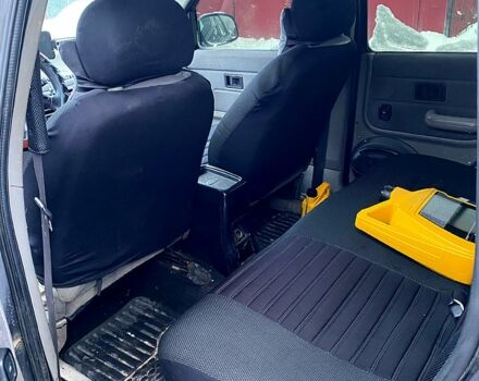 Серый Ленд Ровер Фрилендер, объемом двигателя 2 л и пробегом 240 тыс. км за 2400 $, фото 6 на Automoto.ua