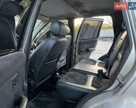 Ленд Ровер Фрилендер 2002 в Каменце-Подольском на Automoto.ua Серый Ленд Ровер Фрилендер, объемом двигателя 2.5 л и пробегом 257 тыс. км за 4999 $, фото 27 на Automoto.ua