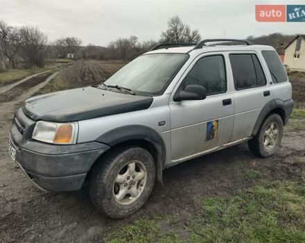 Серый Ленд Ровер Фрилендер, объемом двигателя 2 л и пробегом 327 тыс. км за 4000 $, фото 2 на Automoto.ua