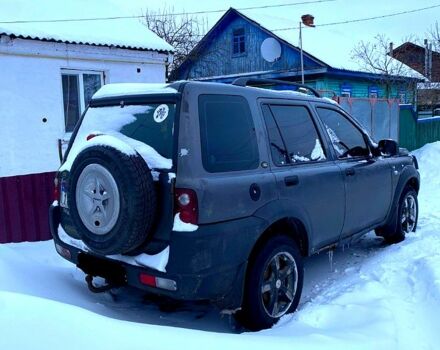 Серый Ленд Ровер Фрилендер, объемом двигателя 2 л и пробегом 240 тыс. км за 2400 $, фото 1 на Automoto.ua